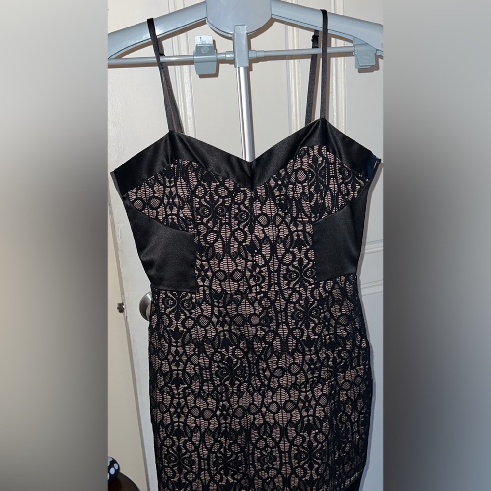 Laundry by Design- Women's Sleeveless Lace Mini Dress Black - Picture 1 of 8